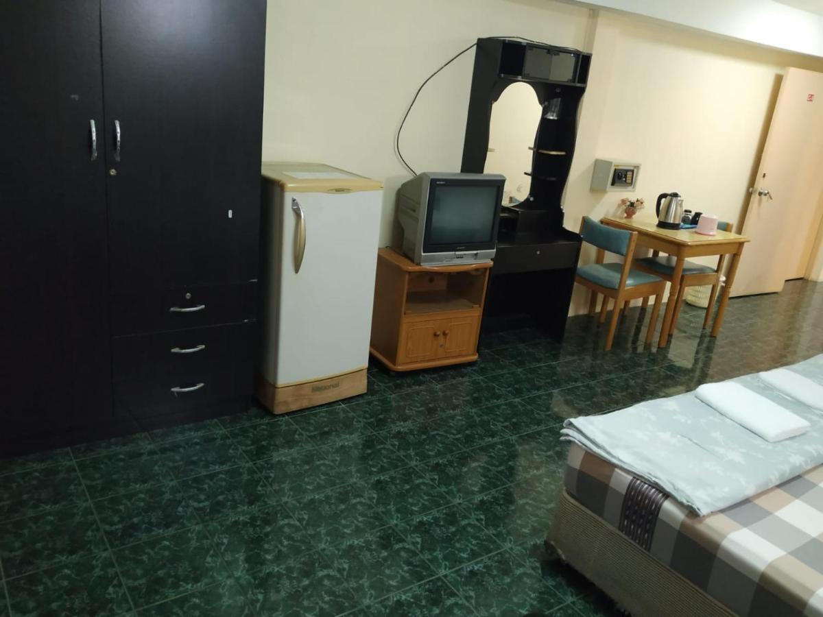 Encore Sea View Pattaya Extérieur photo